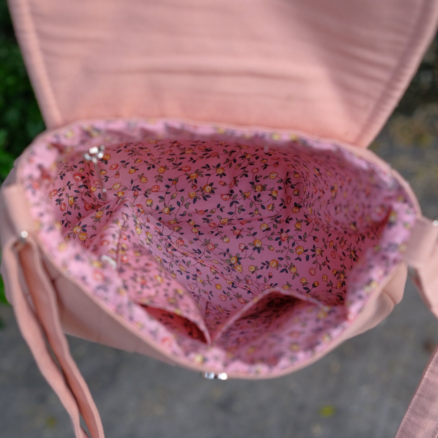 Hanmade Shoulder Bag Hand-embroidered flower