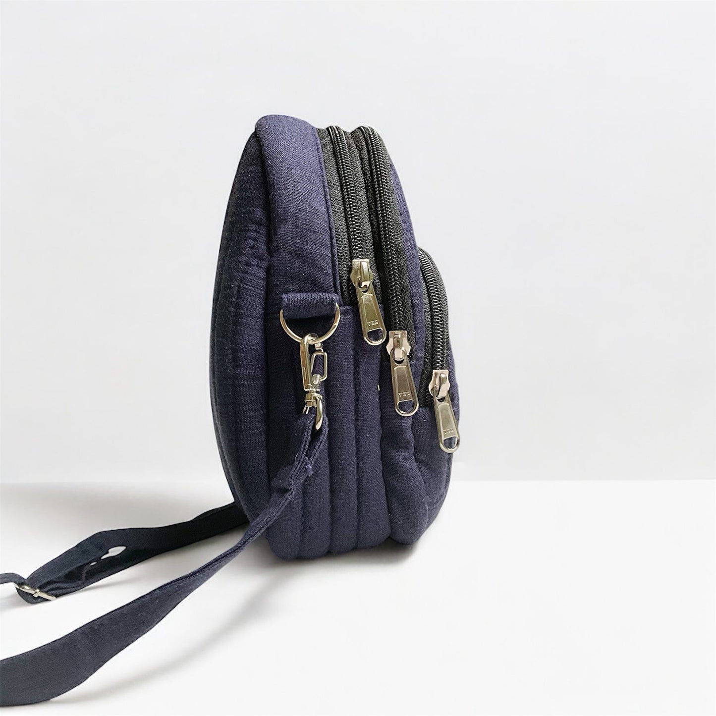 Hanmade Shoulder Bag with Hand-embroidered Flower