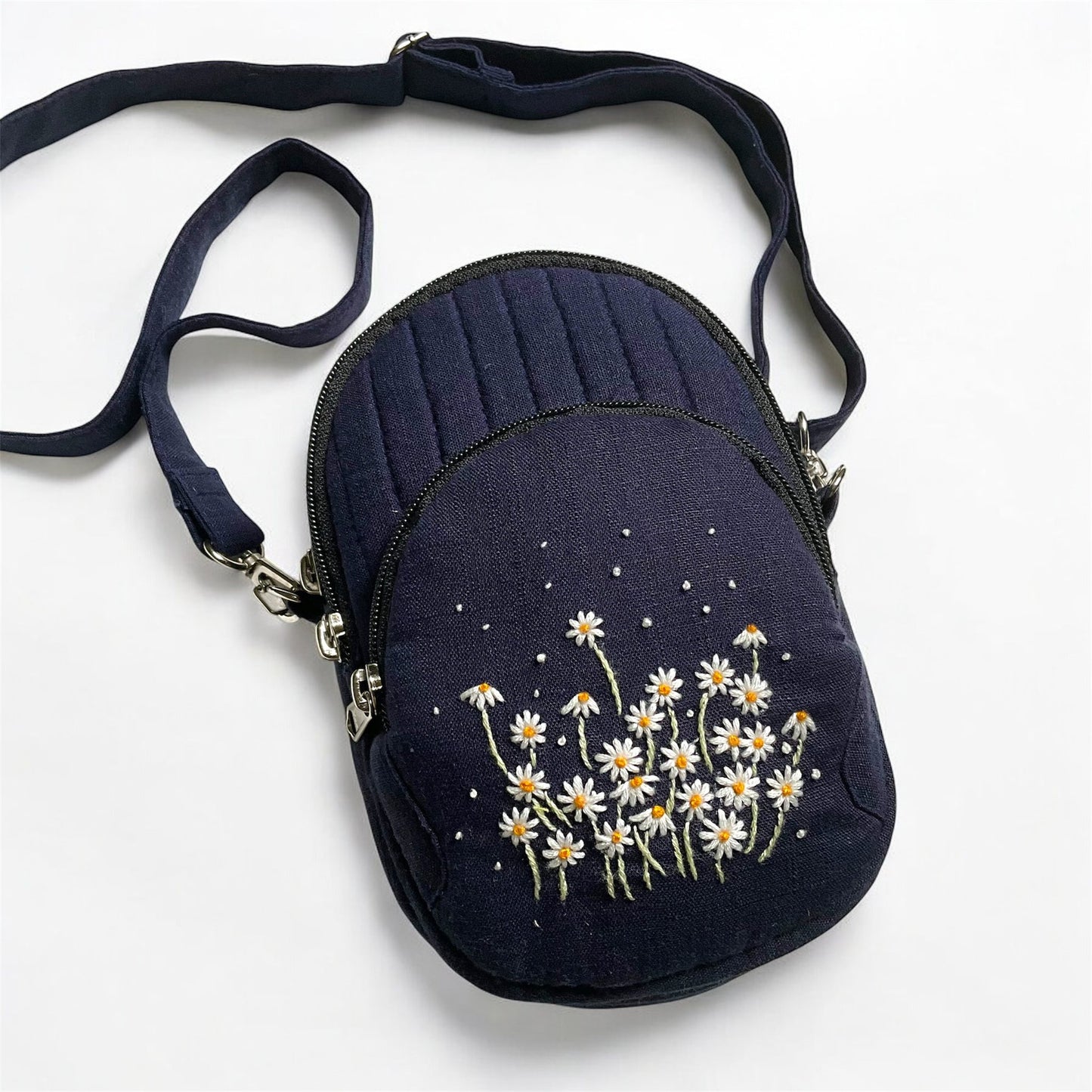 Hanmade Shoulder Bag with Hand-embroidered Flower